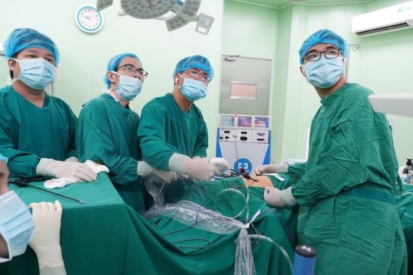 Phẫu thuật sỏi túi mật được tiến hành khi sức khỏe tổng thể của người bệnh tốt