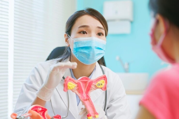 Nhận biết dấu hiệu sớm và điều trị đúng hướng sẽ phòng ngừa các biến chứng viêm phụ khoa