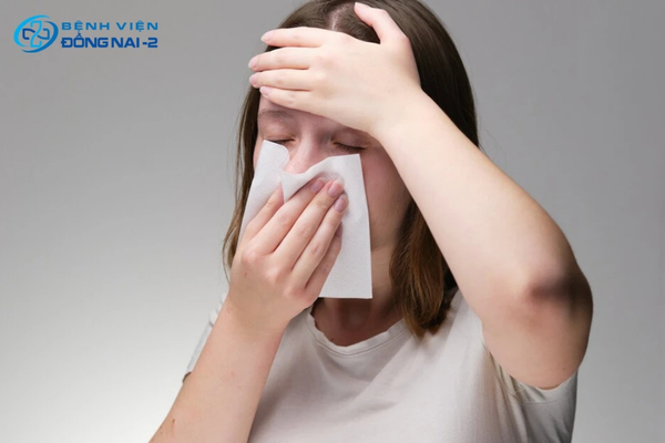 Đau căng thẳng, Migraine, đau từng cụm và đau đầu do viêm xoang là các loại đau đầu thường gặp