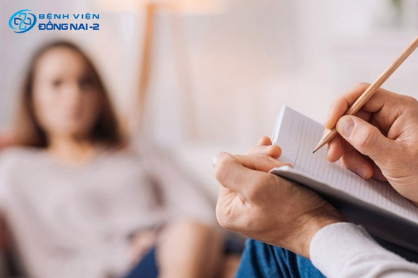 Việc cân bằng tâm lý chính là bước quan trọng giúp cơ thể dễ dàng đi vào giấc ngủ tự nhiên