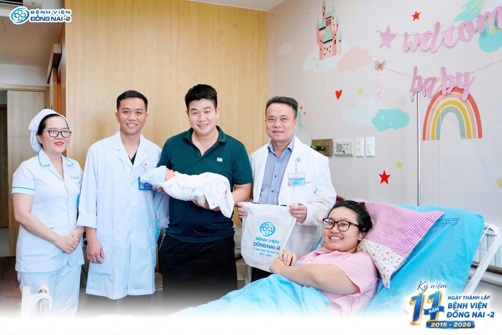 Kỉ niệm 11 năm: Check in cùng khách hàng nội trú 