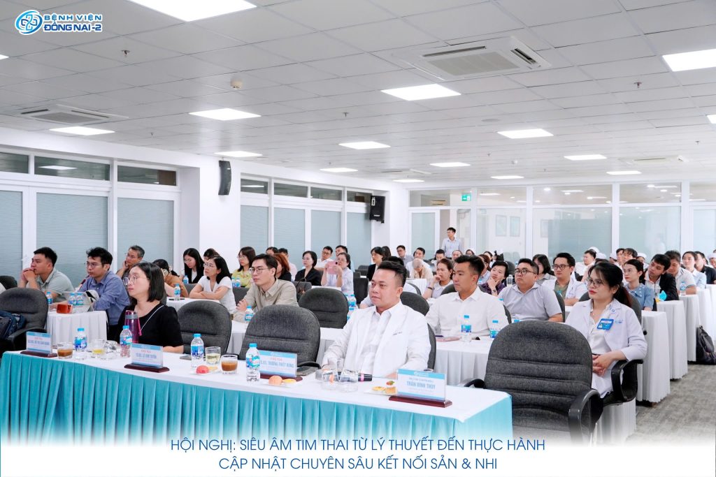 Khách Mời Tham Gia Hội Nghị Tim Thai