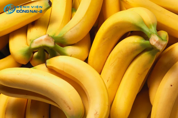 Chuối chín mềm, dễ tiêu hóa, giúp trung hòa axit và bảo vệ niêm mạc dạ dày