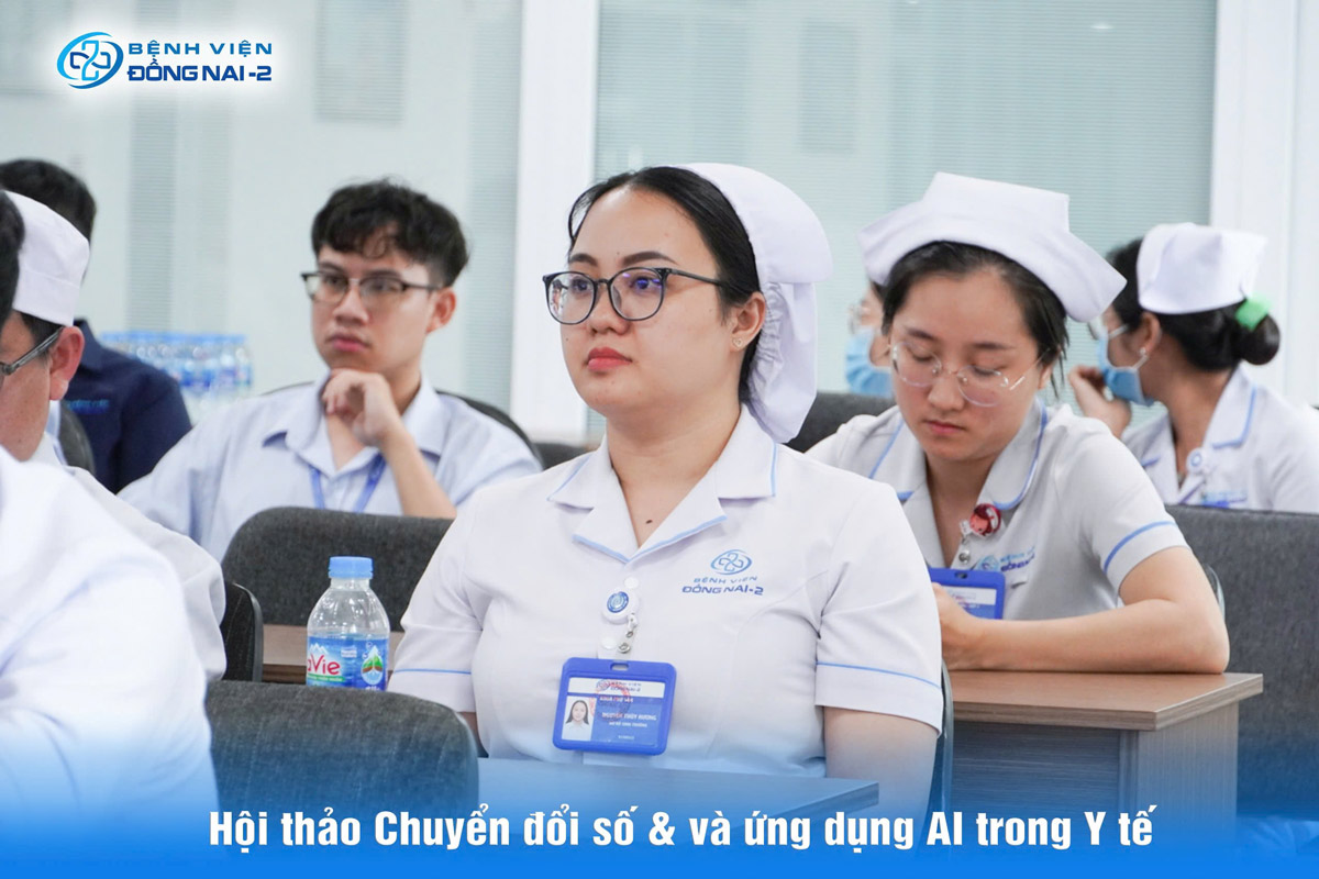 Các khoa phòng Bệnh viện Đồng Nai -2 tham gia hội thảo chuyển đổi số ứng dụng AI 