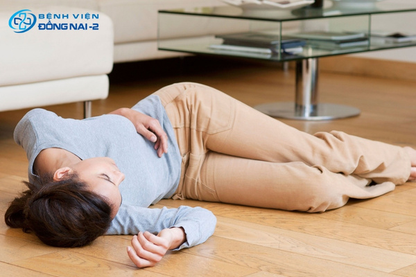 Hôn mê có thể khởi phát đột ngột và đòi hỏi can thiệp y tế khẩn cấp