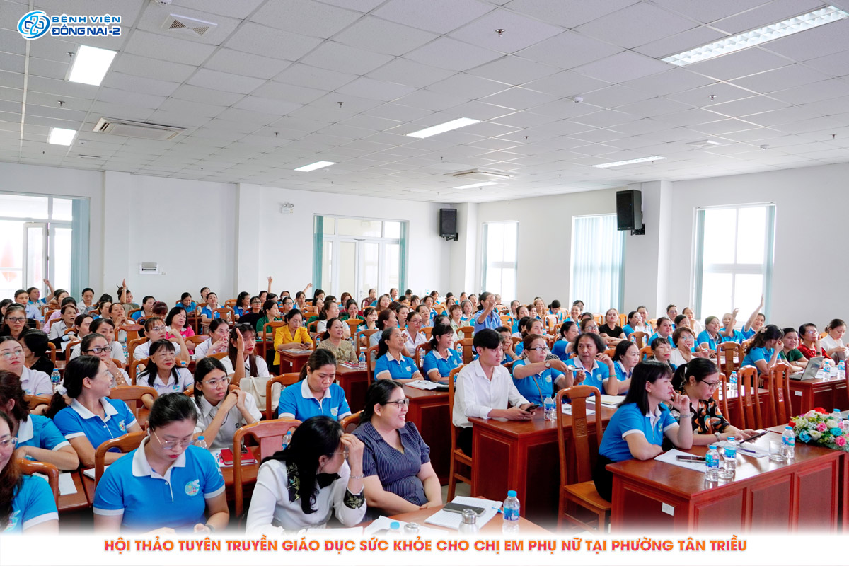 Ung thư cổ tử cung: Hội thảo sức khỏe phụ nữ tại Tân Triều