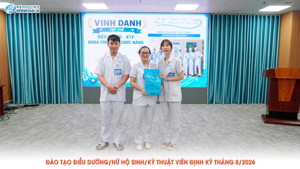 Đào tạo điều dưỡng, nữ hộ sinh, kỹ thuật viên định kỳ tháng 8