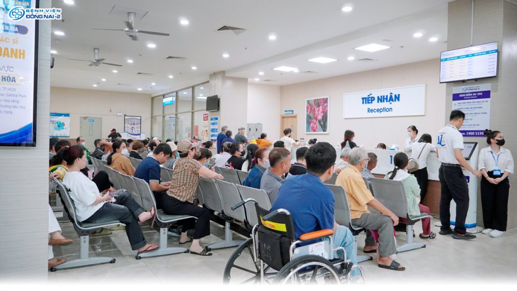 Bệnh nhân khám bệnh tại Bệnh viện Đồng Nai -2 trước lễ Quốc khánh 2/9
