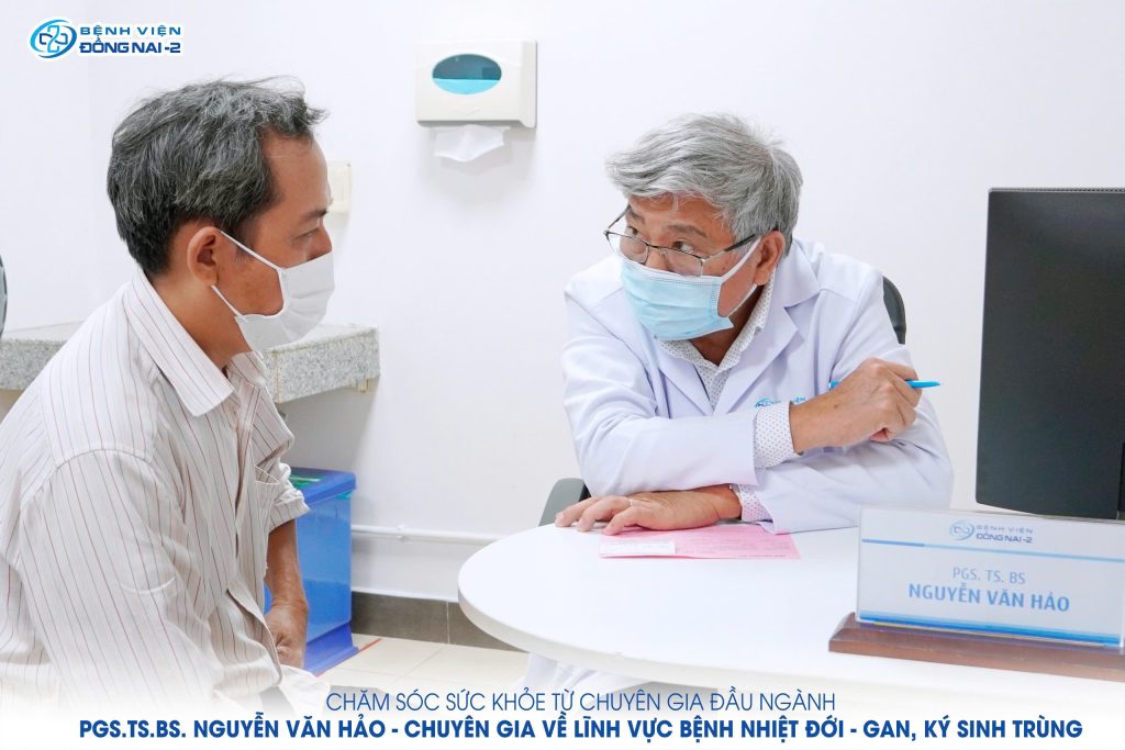 PGS. TS. BS. Nguyễn Văn Hảo khám tại Bệnh viện Đồng Nai -2